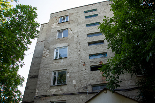 UN BLOC AVARIAT DIN ORAŞUL ŞOLDĂNEŞTI VA FI REABILITAT DE GUVERN