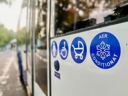 PE PERIOADA ESTIVALA ÎN TRANSPORTUL PUBLIC DE PASAGERI SUNT CONECTATE ECHIPAMENTELE DE AER CONDITIONAT