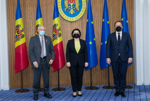 PRIM-MINISTRA NATALIA GAVRILITA, LA INTREVEDEREA CU JOSEP BORRELL SI OLIVER VARHELYI:REPUBLICA MOLDOVA RĂM NE PUTERNICĂ ȘI NECLINTITĂ PE CALEA INTEGRĂRII EUROPENE ȘI CERE SUPORTUL UE