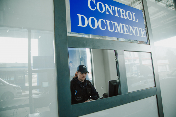  ЗА ДЕВЯТЬ ЛЕТ ПОСЛЕ ЛИБЕРАЛИЗАЦИИ ВИЗОВОГО РЕЖИМА ЗАРЕГИСТРИРОВАНО БОЛЕЕ 13 МЛН ПЕРЕЕЗДОВ ГРАЖДАН РМ