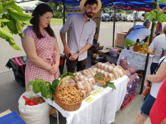 ORGANIZAREA TARGURILOR CU PRODUSE AUTOHTONE ÎN SECTOARELE CAPITALEI