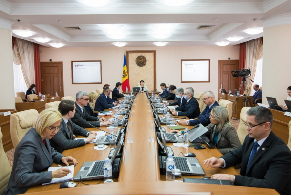 NOI PREVEDERI IN DOMENIUL SERVICIILOR ELECTRONICE, APROBAT DE EXECUTIV