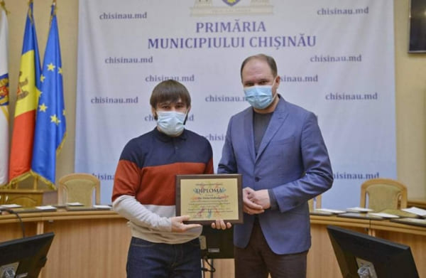 PRIMĂRIA CHIȘINĂU A PREMIAT CEI MAI BUNI SPORTIVI ȘI ANTRENORI AI ANULUI 2021