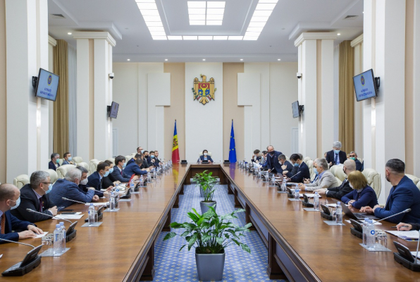 A FOST SIMPLIFICATĂ PROCEDURA DE IMPORT A AJUTOARELOR UMANITARE PENTRU GESTIONAREA FLUXULUI DE REFUGIAȚI DIN UCRAINA