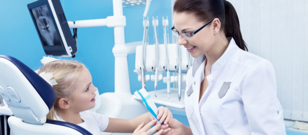 SERVICII STOMATOLOGICE GRATUITE PENTRU COPII DIN DIFERITE LOCALITĂȚI ALE RAIOANELOR DROCHIA ŞI RIŞCANI