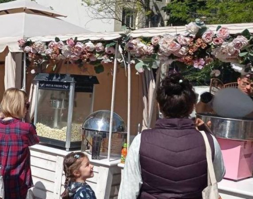 DESFĂȘURAREA ACTIVITĂȚII DE COMERȚ ȘI PRESTAREA SERVICIILOR DE AGREMENT SEZONIER ÎN ZONELE DE ODIHNĂ DIN CAPITALA, PANĂ LA ORGANIZAREA LICITATIILOR DE PROFIL