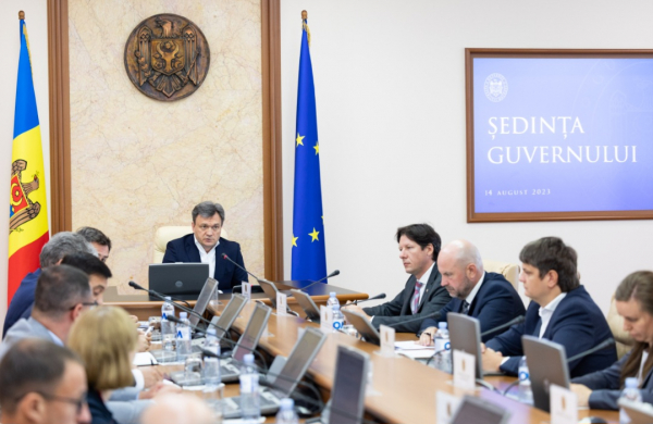 GUVERNUL VA SUSȚINE FERMIERII MICRO ŞI MICI