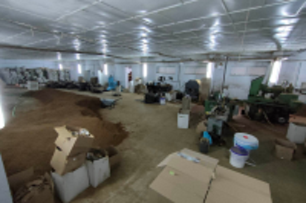 GRUPUL INFRACȚIONAL SPECIALIZAT ÎN FABRICAREA CLANDESTINĂ A ȚIGĂRILOR – DESTRUCURAT:PESTE 800.000 ȚIGĂRI ȘI PACHETE PENTRU AMBALAREA A 13 MLN ȚIGĂRI - RIDICATE