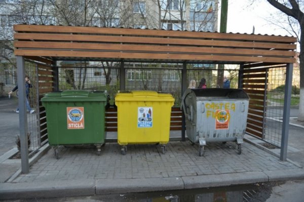 STOCAREA SEPARATĂ A DEȘEURILOR VEGETALE ȘI CELE PROVENITE DIN CONSTRUCȚII