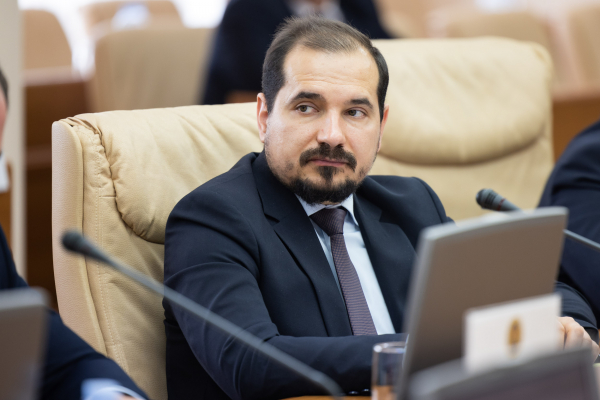 ПРАВИТЕЛЬСТВО ОБЪЯВИЛО 1 И 2 ​​ИЮНЯ ВЫХОДНЫМИ