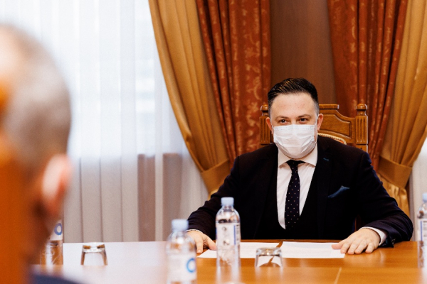 SECRETARUL GENERAL INTERIMAR SERGIU ODAINIC A AVUT O ÎNTREVEDERE CU REPREZENTANȚII BIROULUI OSCE PENTRU INSTITUȚII DEMOCRATICE ȘI DREPTURILE OMULUI