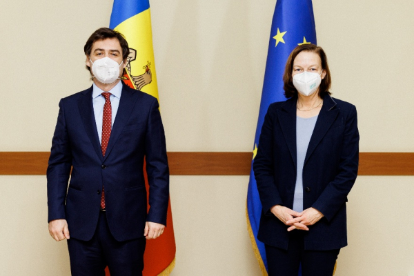 МИНИСТР НИКУ ПОПЕСКУ ПРИНЯЛ ПРОЩАЛЬНЫЙ ВИЗИТ ПОСЛА ФЕДЕРАТИВНОЙ РЕСПУБЛИКИ ГЕРМАНИИ