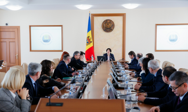 БУДЕТ УНИФИЦИРОВАНА ТАКЖЕ БУДЕТ УНИФИЦИРОВАНА МОДЕЛЬ УНИФОРМЫ РАБОТНИКОВ