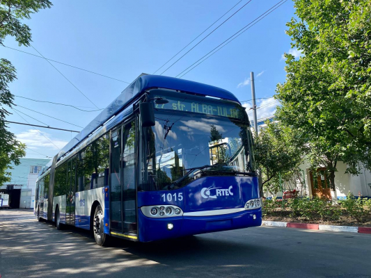 10 TROLEIBUZE ARTICULATE DE TIP GANZ SOLARIS TROLLINO